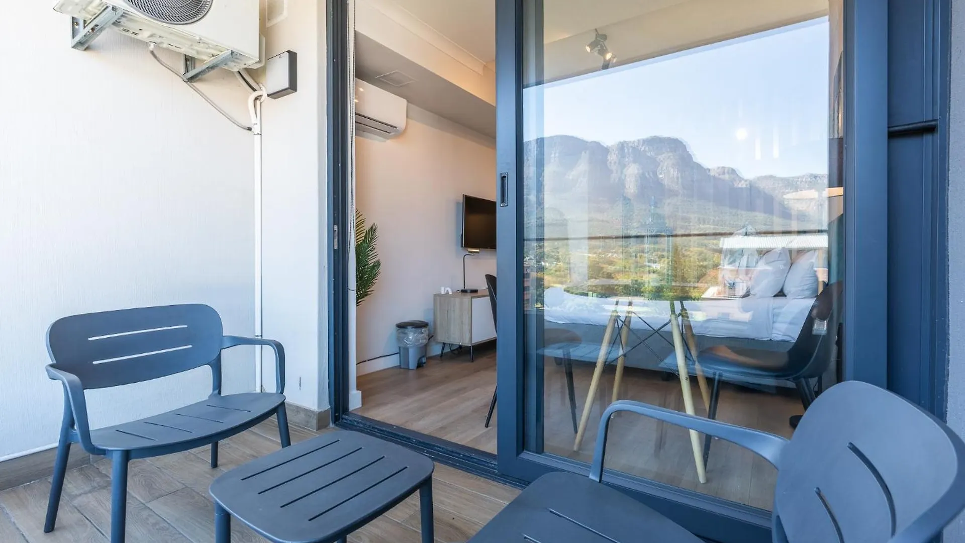 Newlands Peak Living Apartments Cape Town