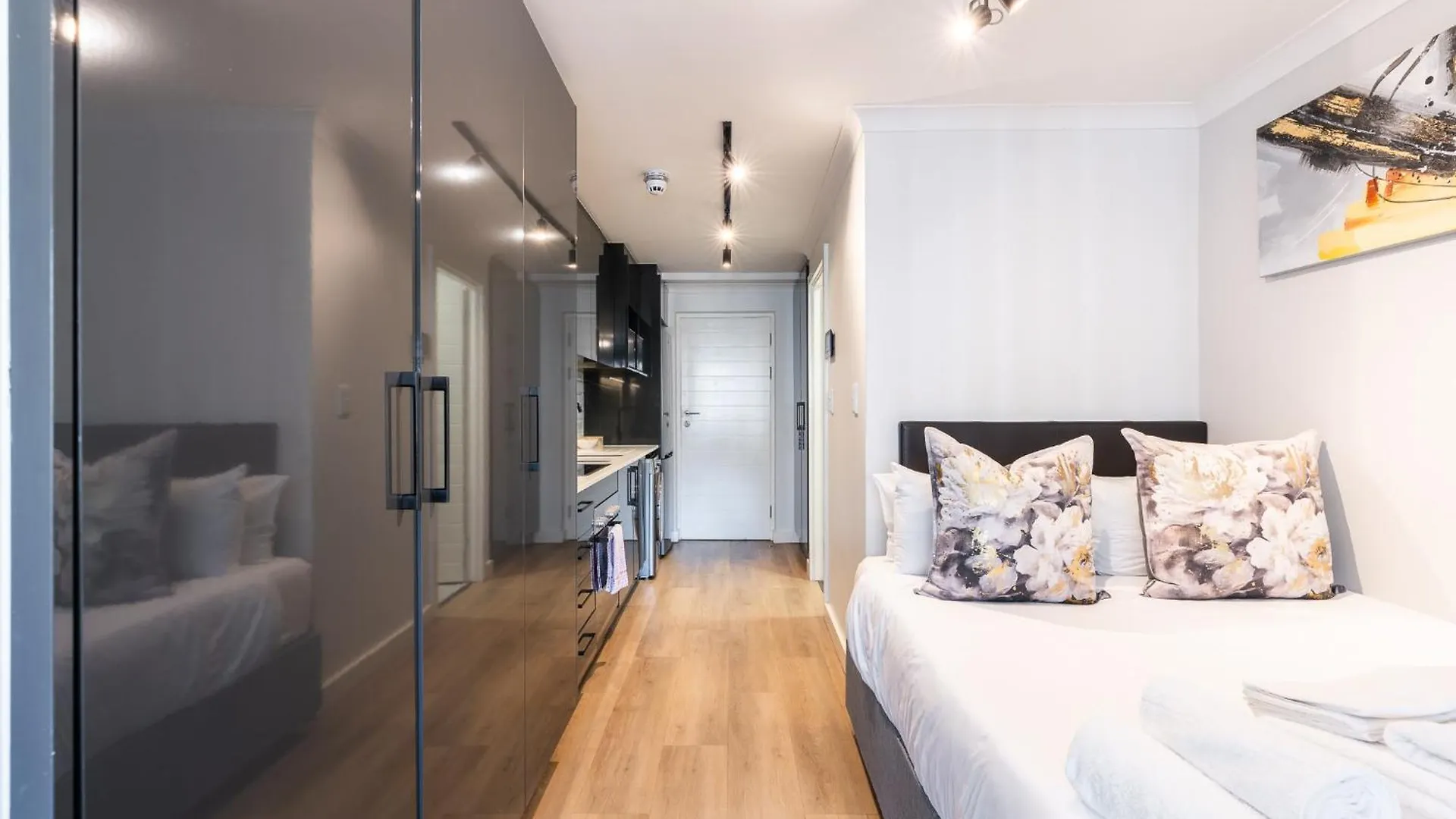 Newlands Peak Living Apartments Cape Town